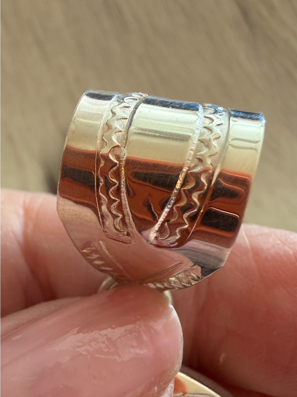 ❤️ Signed Navajo Alonzo Mariano Bear Claw Story Teller Pendant Sterling 2.69”L - Picture 8 of 16